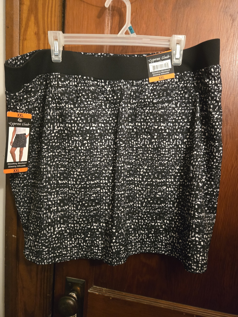 Cypress Club Women's Black & White Patterned Skort with Stretch Waistband